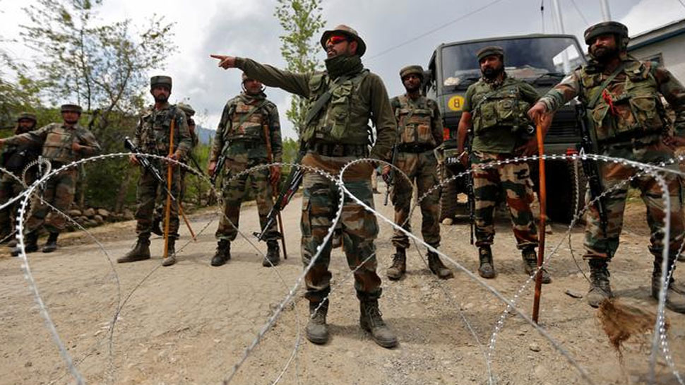 जम्मू-कश्मीर में लगातार चार आतंकी हमलो के बाद राजनाथ सिंह ने बुलाई हाईलेवल मीटिंग