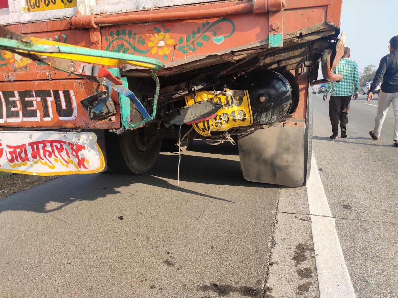 Shabana Azmi: Javed Akhtar Wife Shabana Azmi Car Mumbai-Pune Highway Accident Today