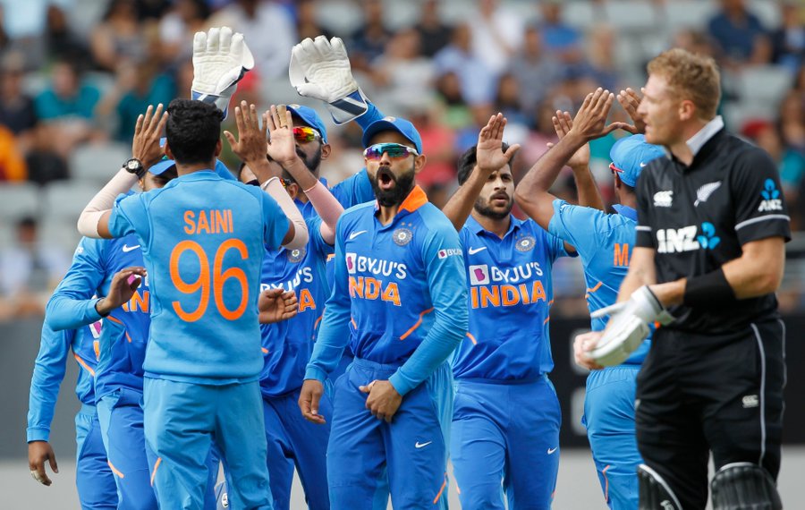 INDIA Vs NEW ZEALAND 2nd ODI : न्यूजीलैंड  ने भारत के सामने जीत के लिए 274 रन का लक्ष्य रखा