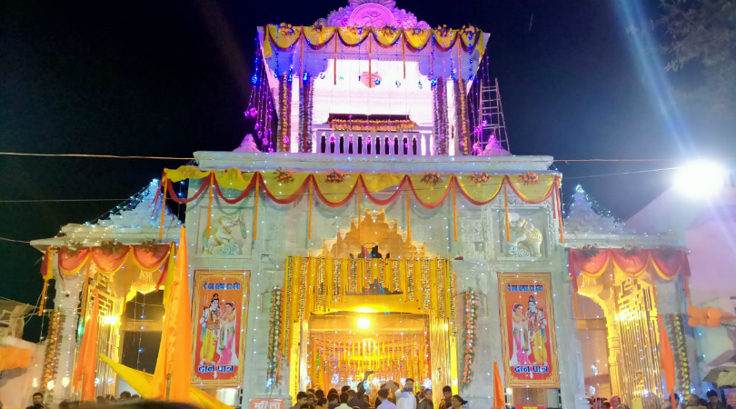 Mahashivratri: महाशिवरात्रि पर बलिया मे निकला भव्य भगवान शिव की बारात