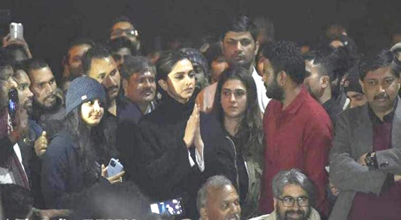 Deepika Padukone for 5 crores From Pak Agent Reached JNU for Anti Country Activities